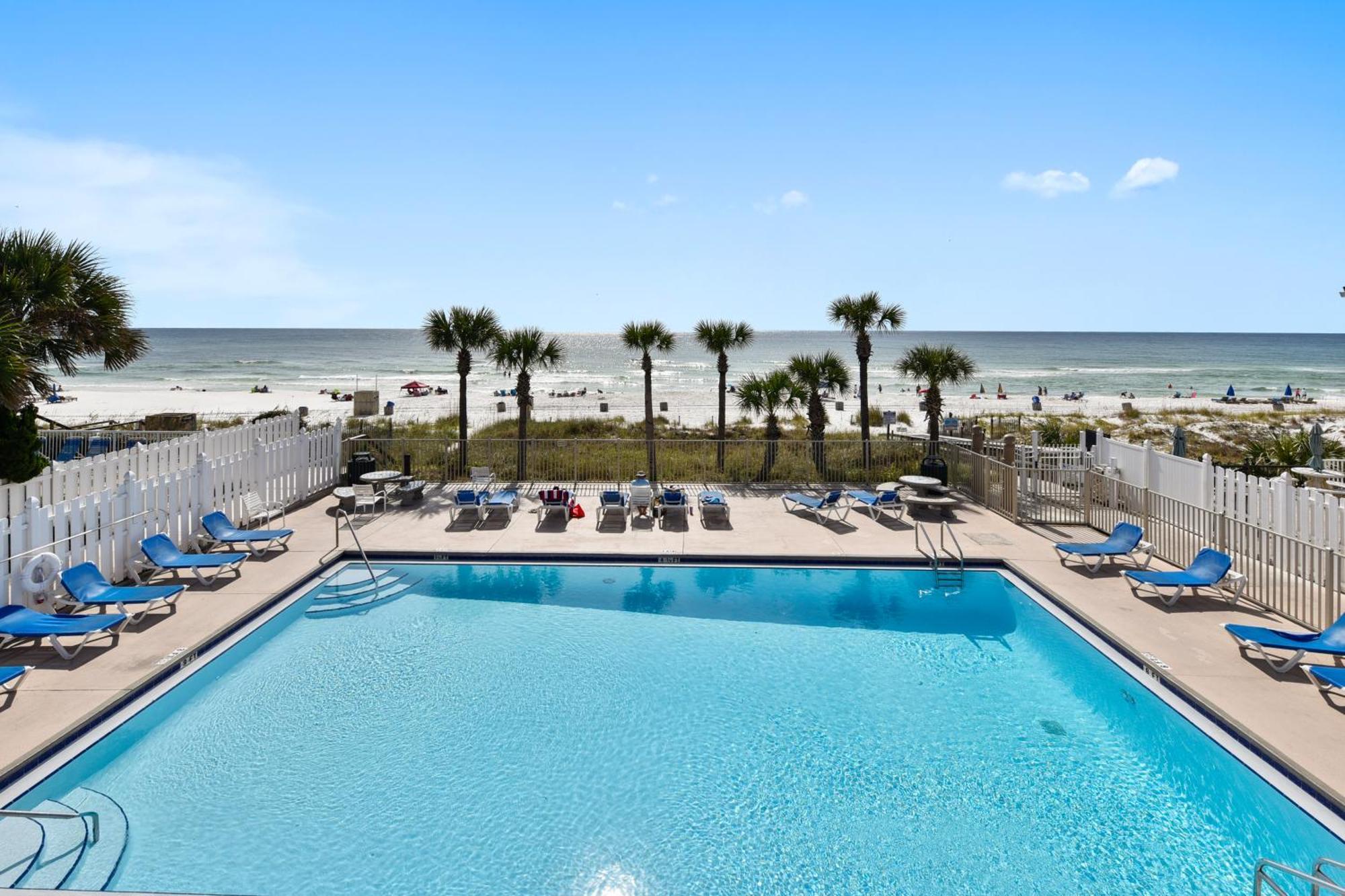 Gulf Highlands 146 By Book That